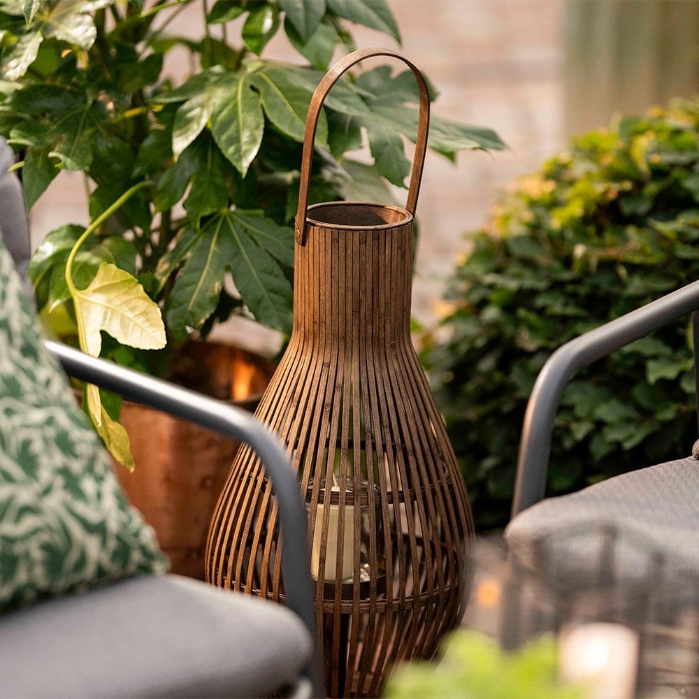 Tapered bamboo lantern with handle