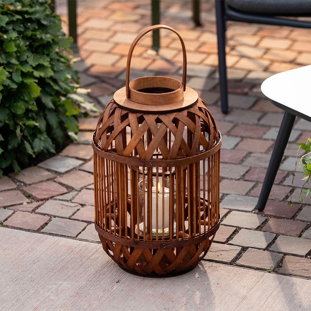 Bamboo lantern
