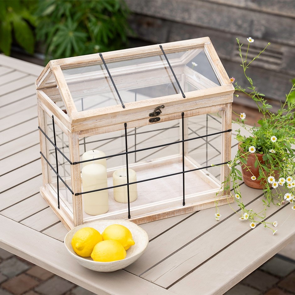 Set of two greenhouse lanterns