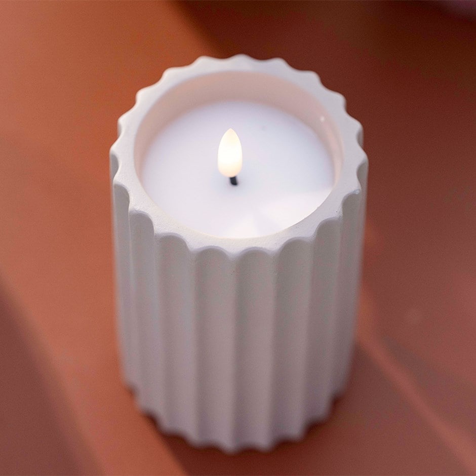 Ceramic ribbed LED candle - taupe