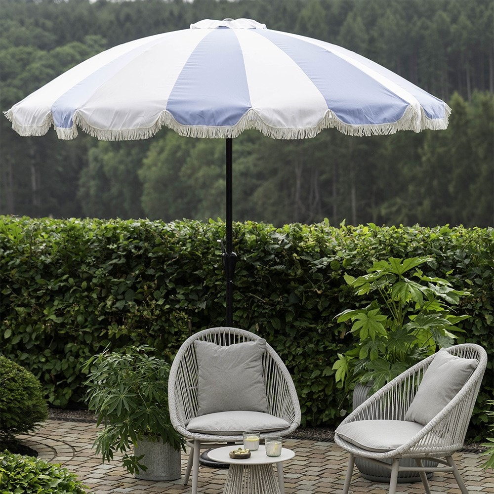 Tassel trim parasol blue and white