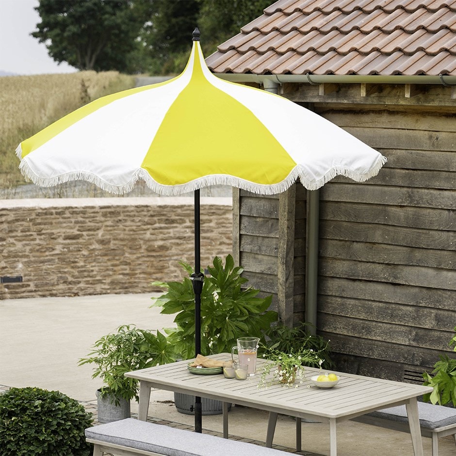 Tassel trim parasol - yellow and white