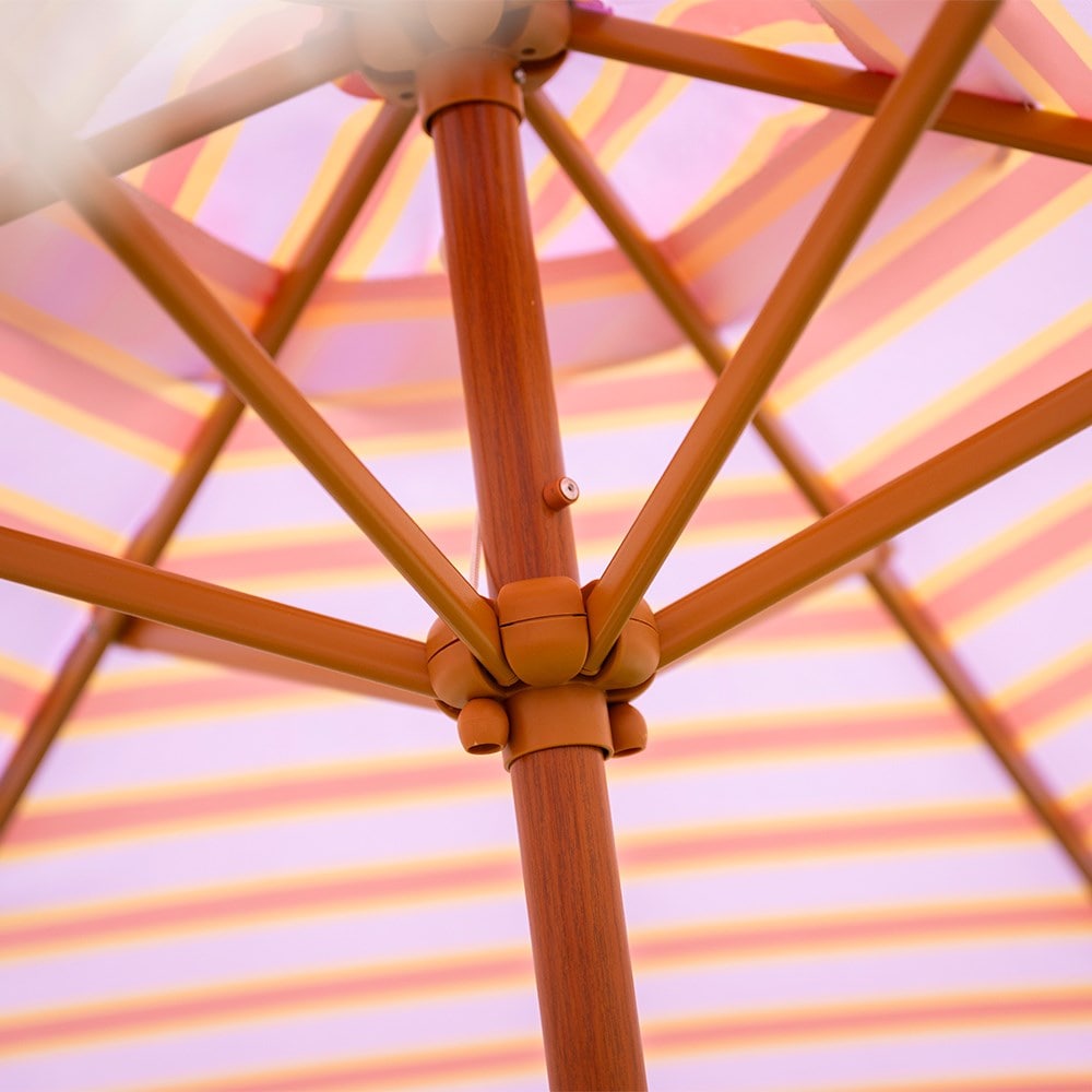 Tassel trim parasol - pink and red