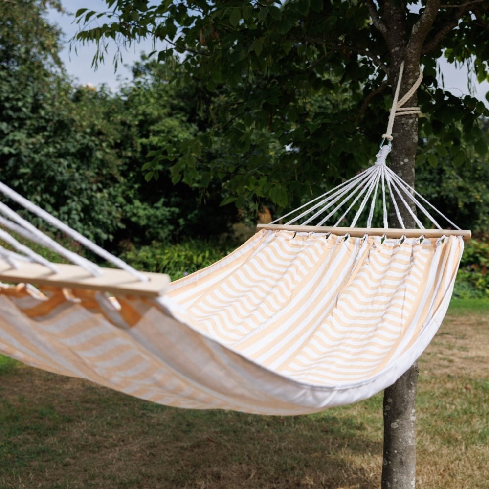 Hammock - yellow stripe