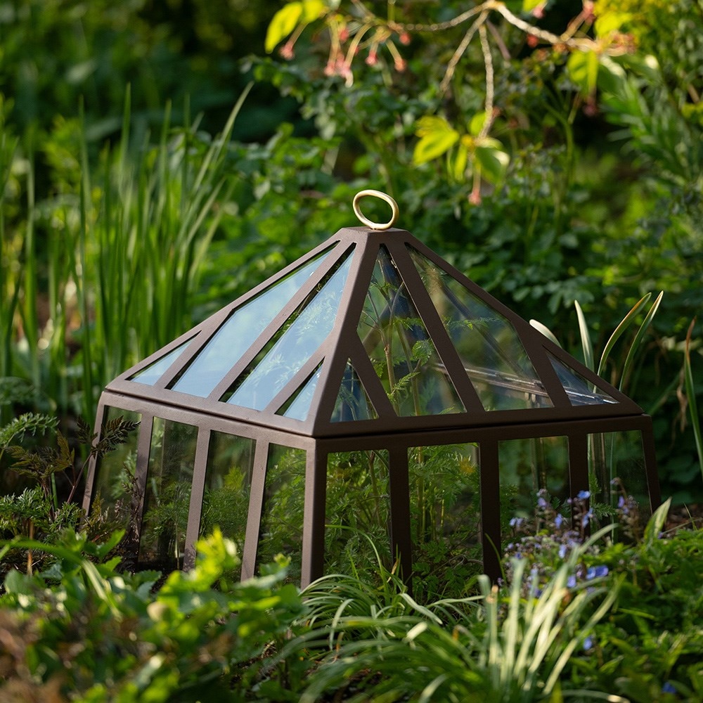Square Victorian cloche - dark auburn