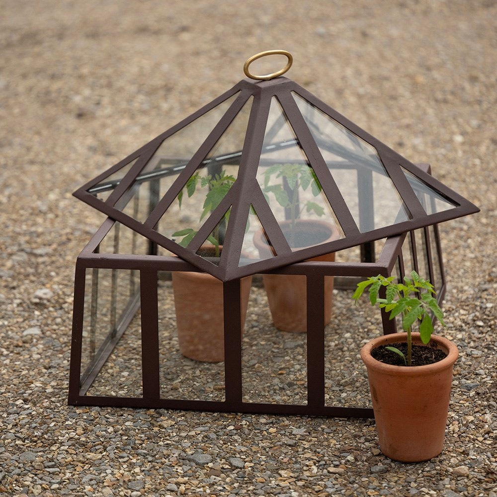 Square Victorian cloche - dark auburn
