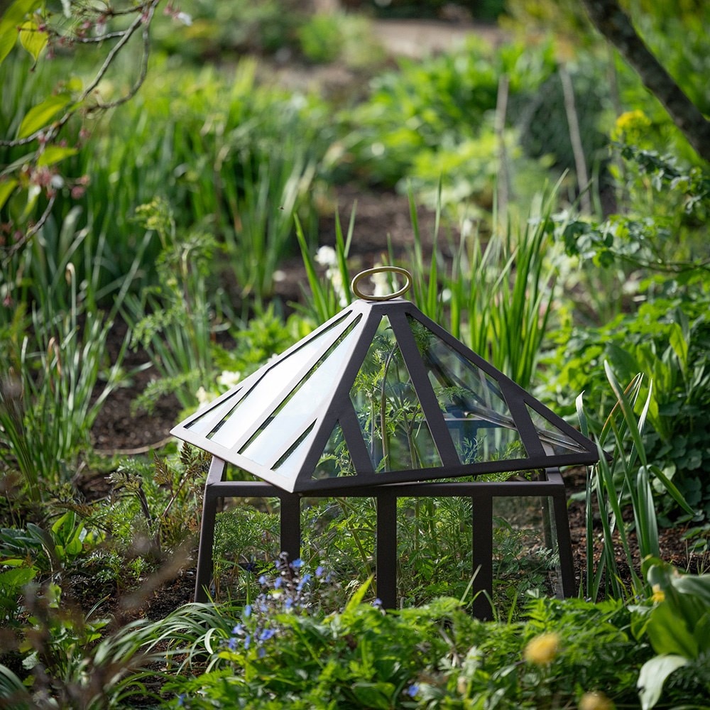 Square Victorian cloche - dark auburn
