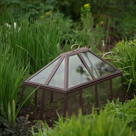 Rectangular Victorian cloche - dark auburn