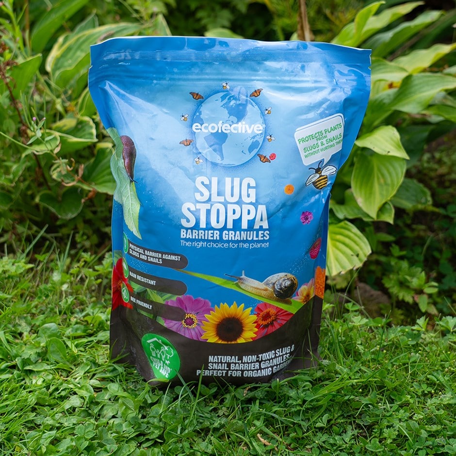 Ecofective slug protection barrier granules