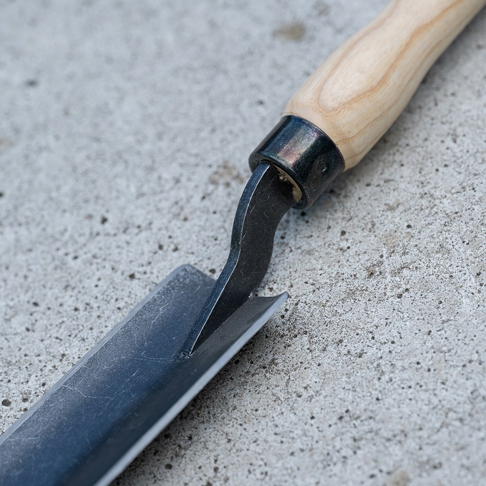 DeWit transplanting trowel - 25cm mid length handle