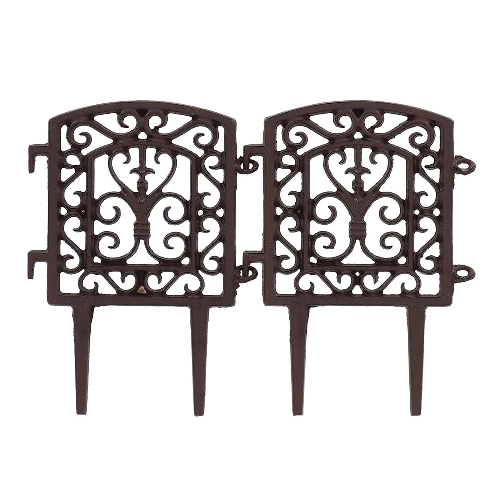 Ornate rust connectable lawn edging 