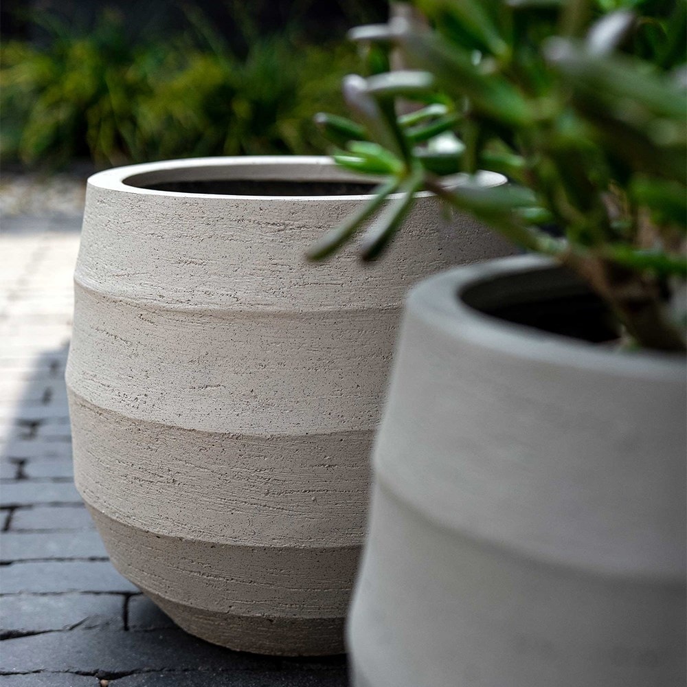 Rippled balloon pot - sand