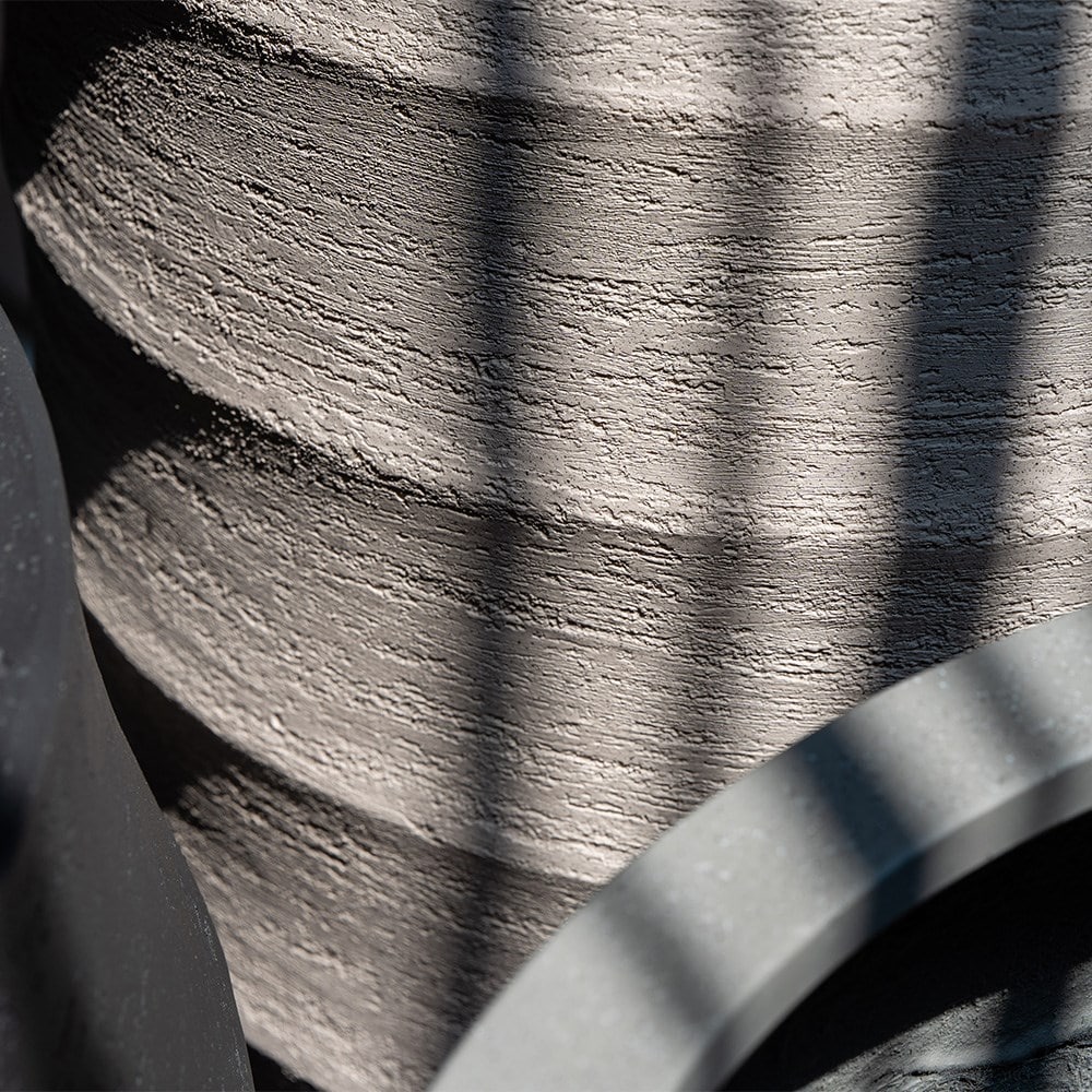 Rippled egg pot - sand