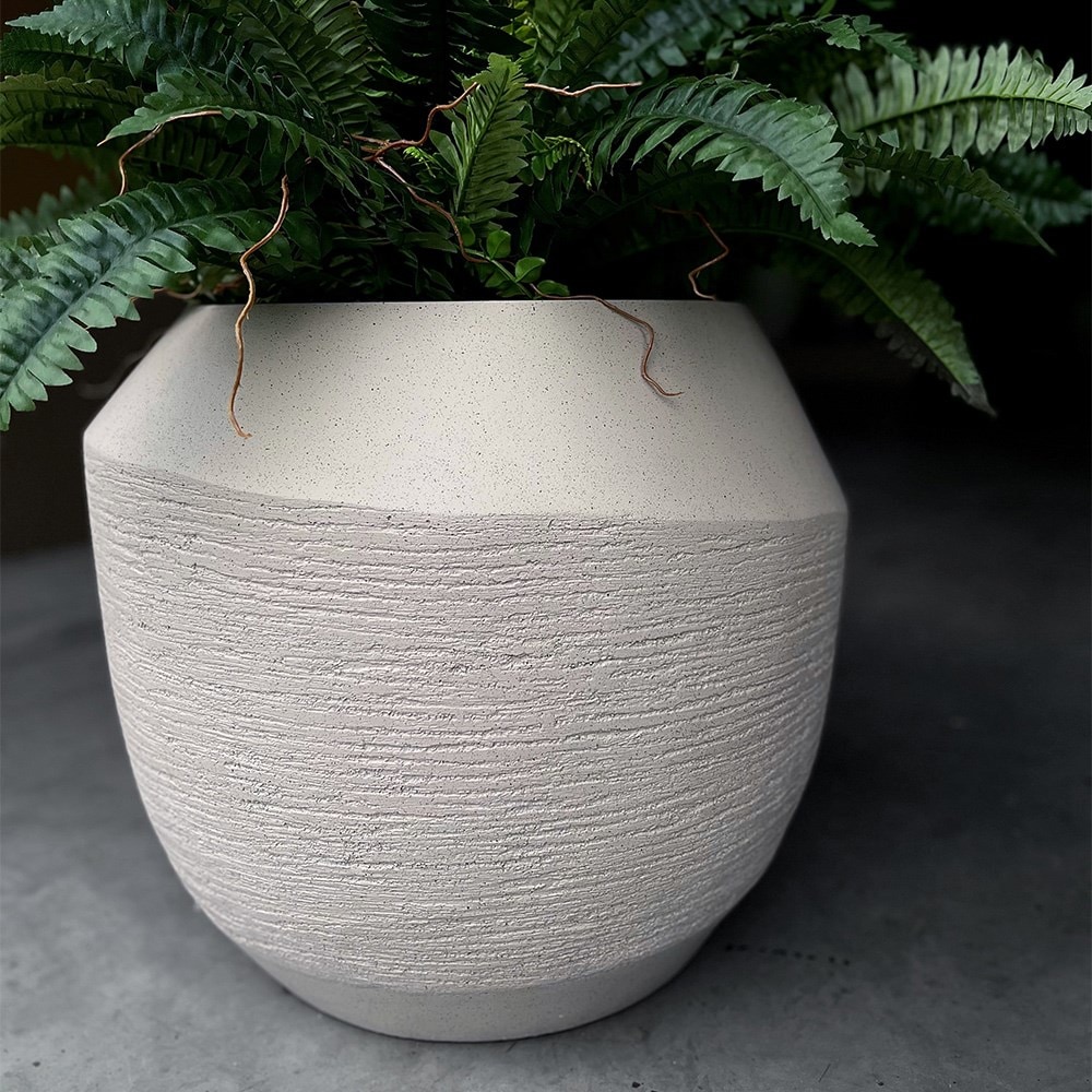 Textured large jar planter - sand