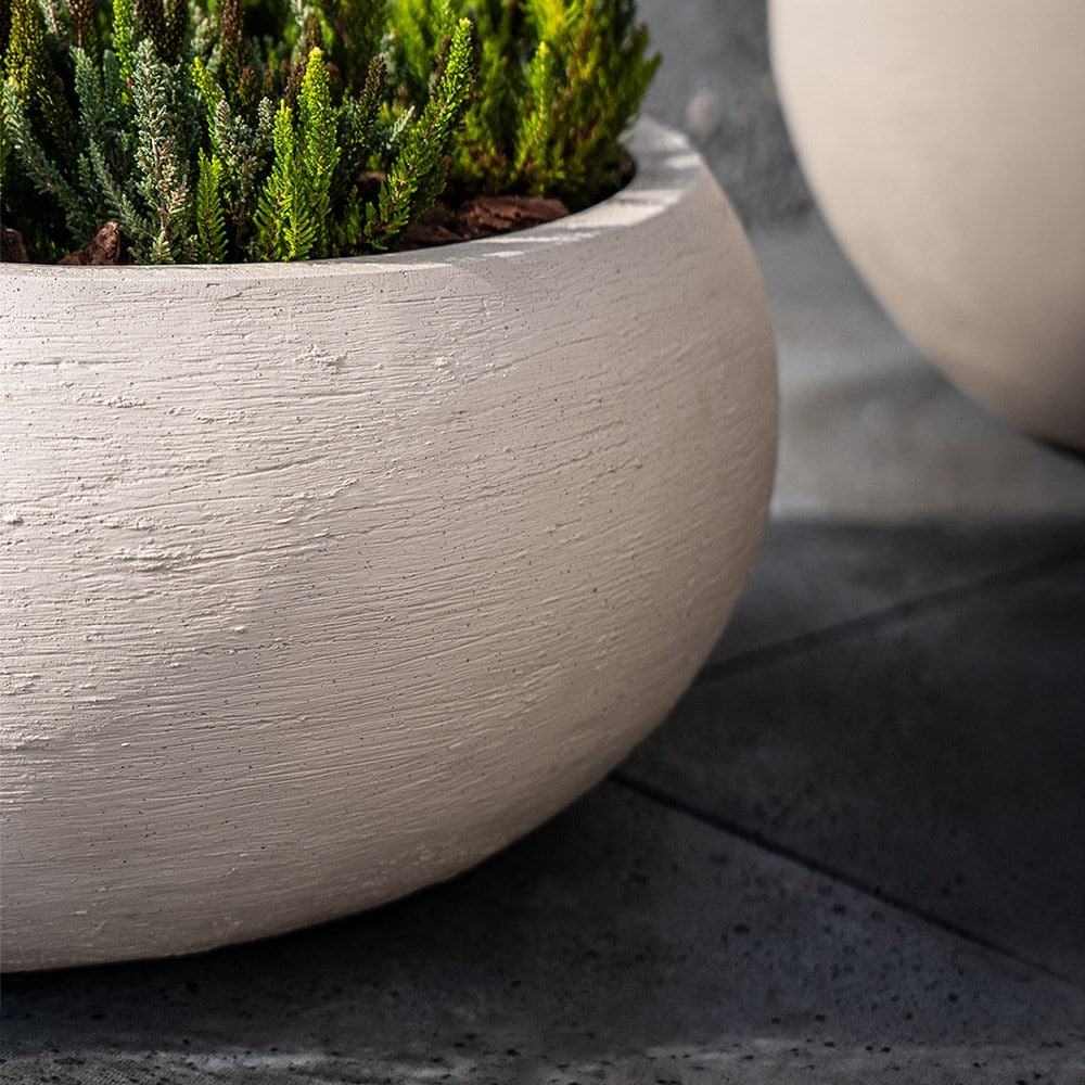 Large balloon bowl planter - sand