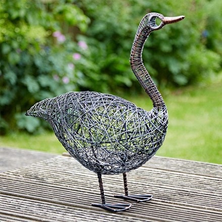 Standing duck wire ornament