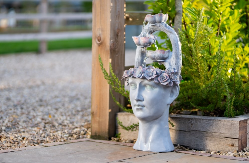 Statue & Figurine Water Features