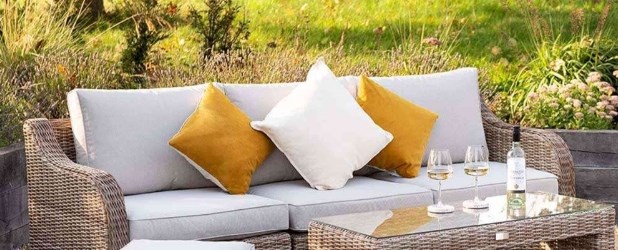 10 Garden Furniture Design Ideas