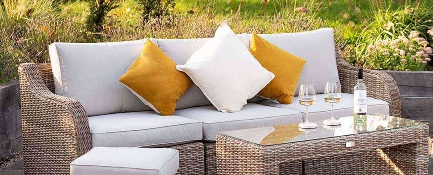 10 stunning garden furniture design ideas
