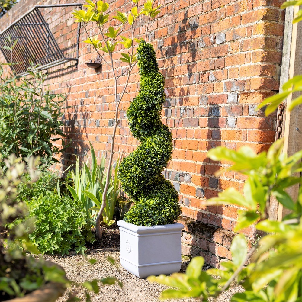 Artificial Boxwood Topiary Spiral