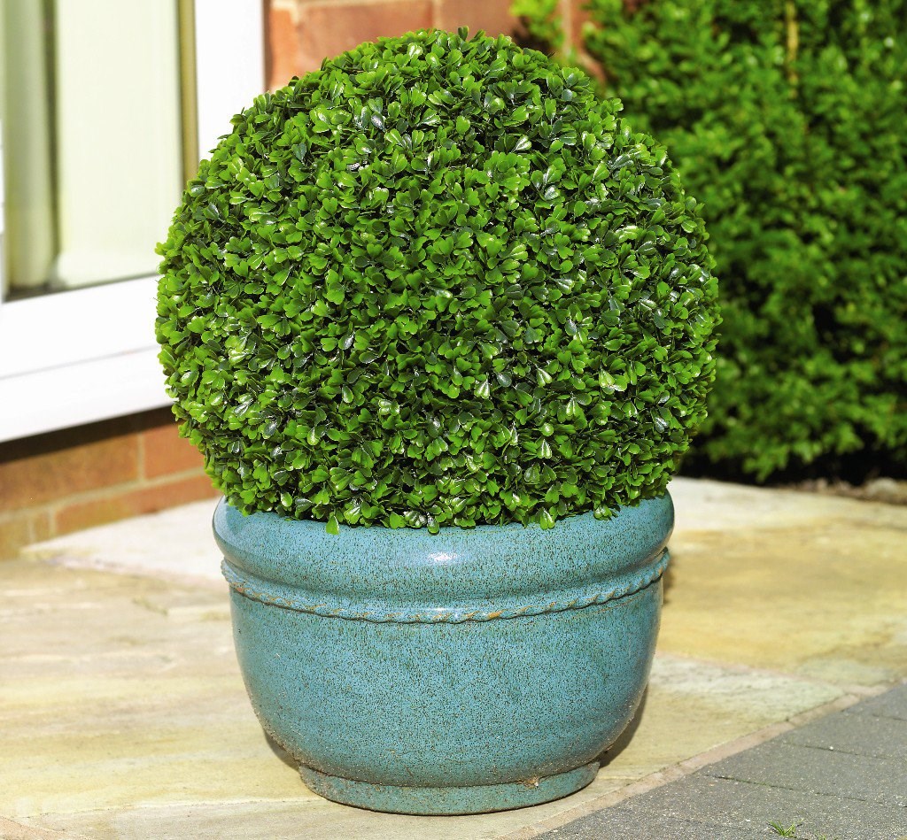 28cm Artificial Topiary Boxwood Ball by Primrose™