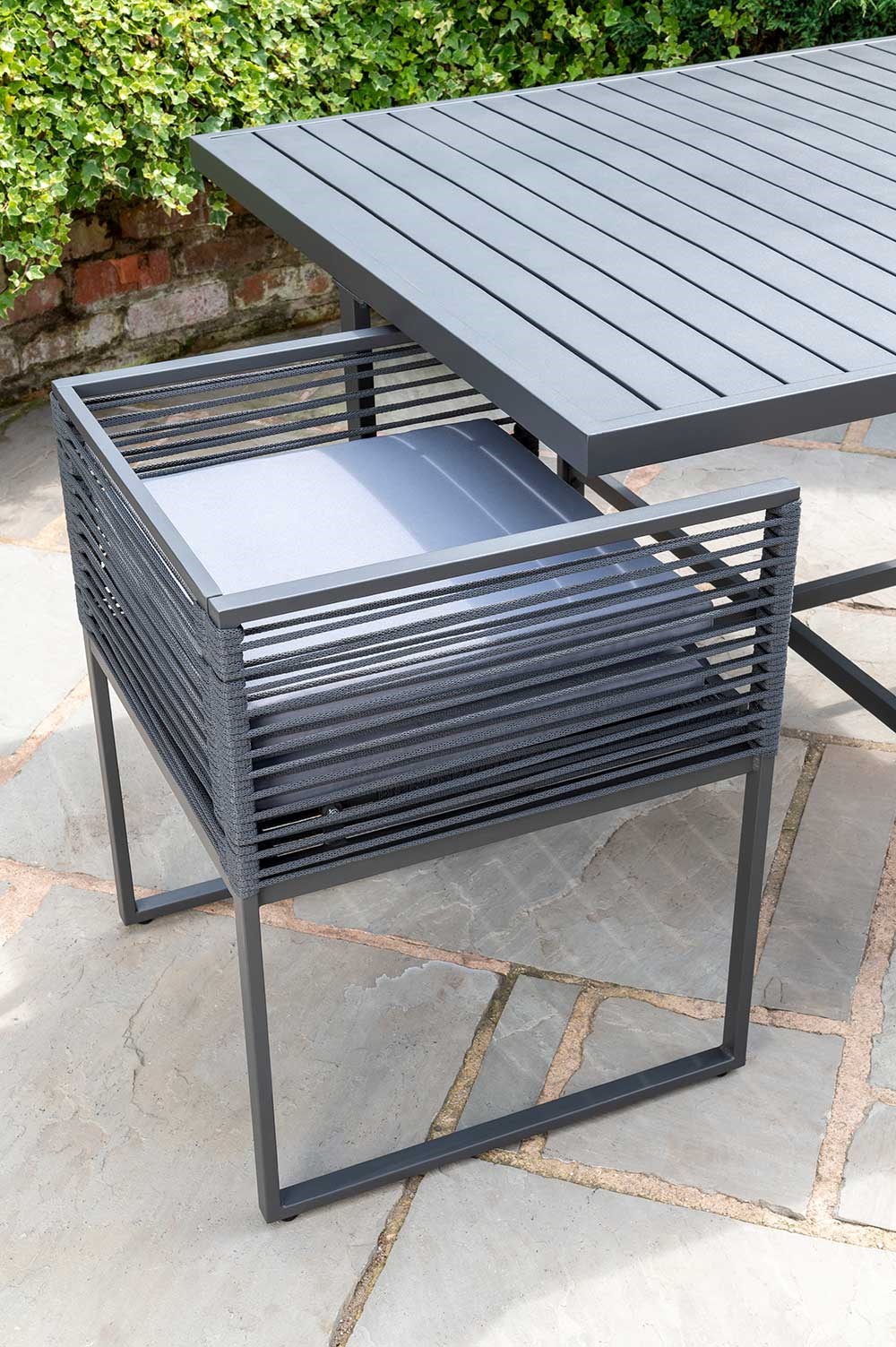 Sheringham Alu Rope Cube Dining Set