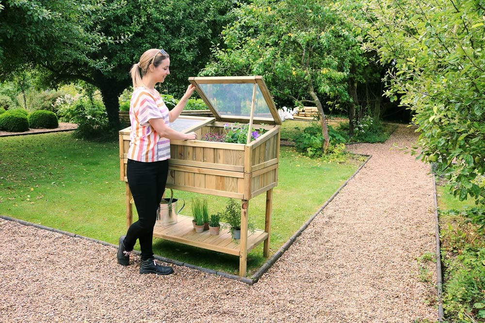 Zest Wooden Small Space Cold Frame