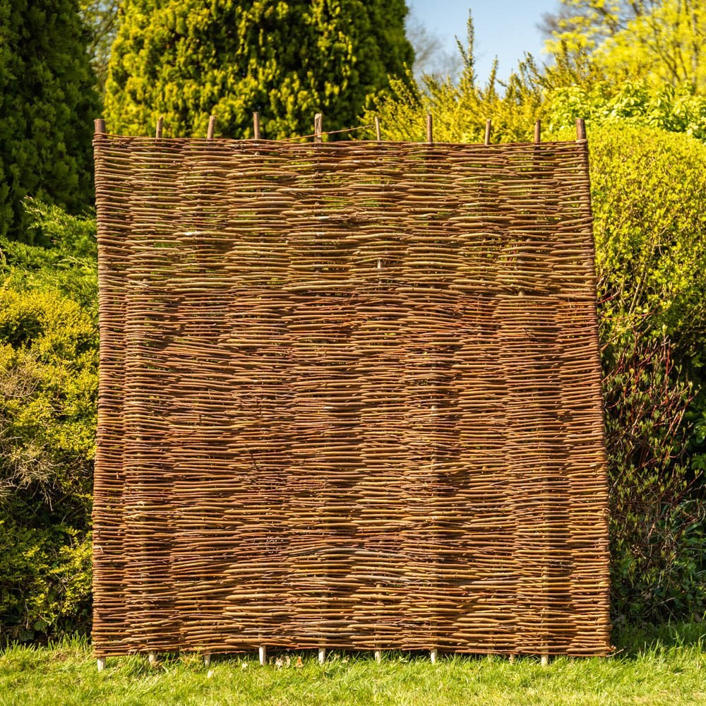 Willow Hurdle Fence Panel 1.82m x 1.82m (6ft x 6ft) - Handwoven by Papillon™️