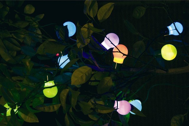 Set of 20 Colour Changing LED String Lights by Smart Solar