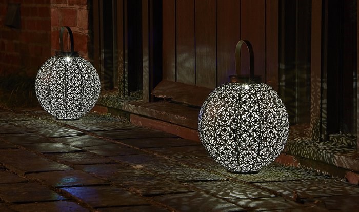 Damasque Solar Powered Decorative Garden Lantern by Smart Solar