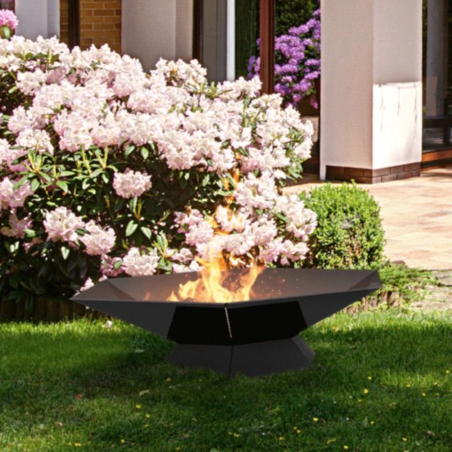 Chic Steel Goblet Fire Pit