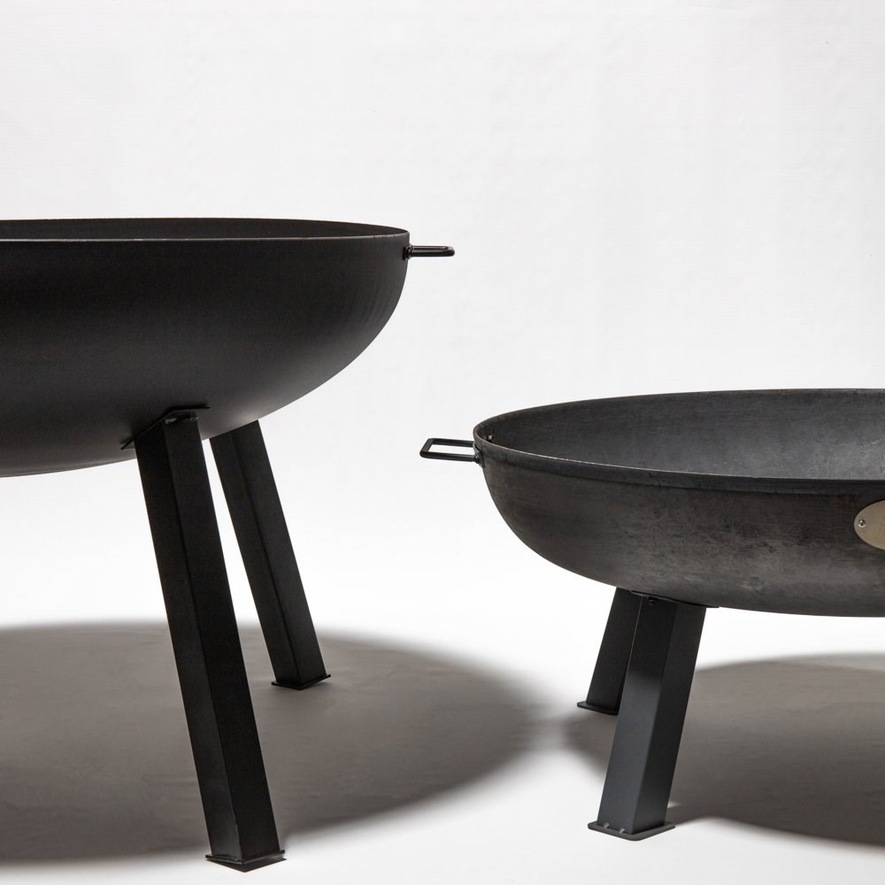100cm Carbon Steel Fire Bowl With Long Legs in Black - by La Fiesta