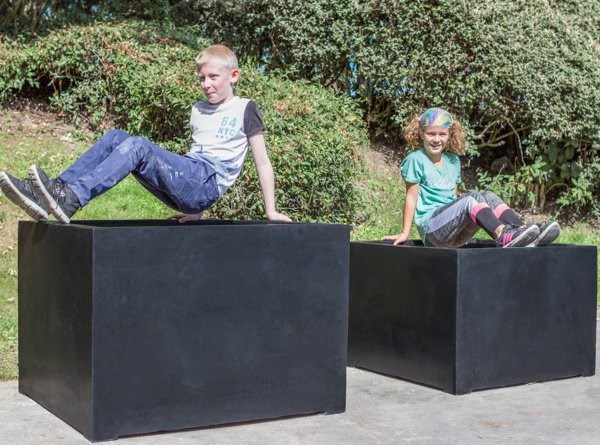 Titanic Black Polystone Square Planter