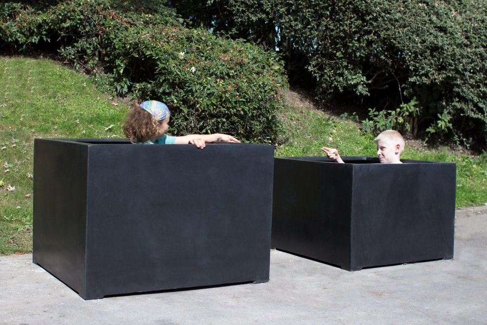 Titanic Black Polystone Square Planter