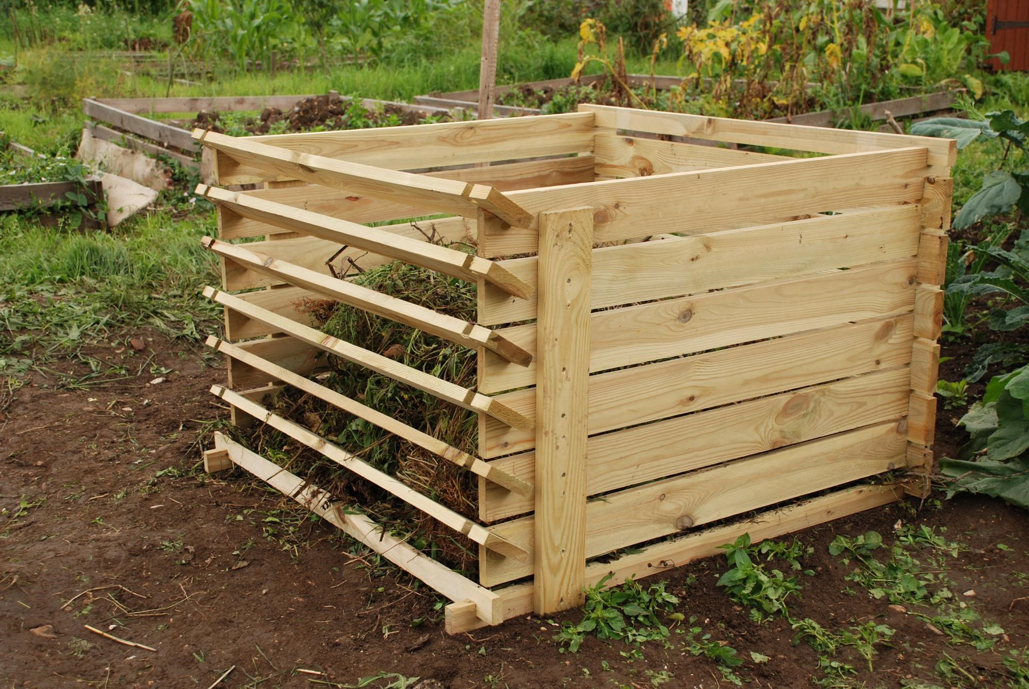 Easy-Load Wooden Compost Bin - Medium - 530 Litres - by Lacewing™