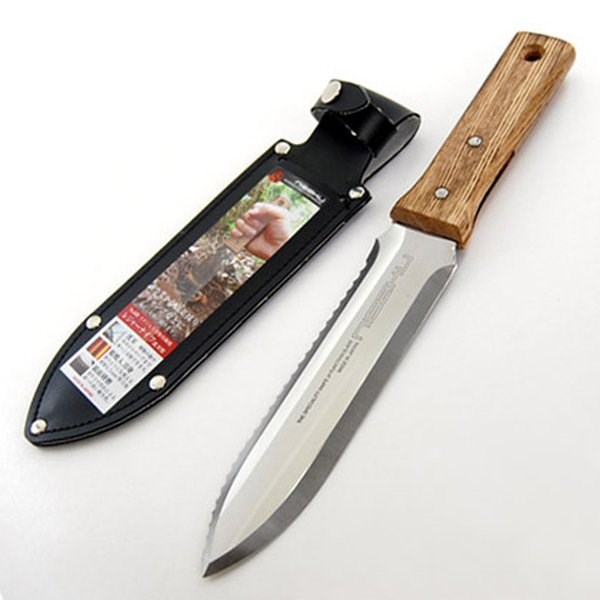 Traditional Hori Hori Garden Trowel with Serrated Blade