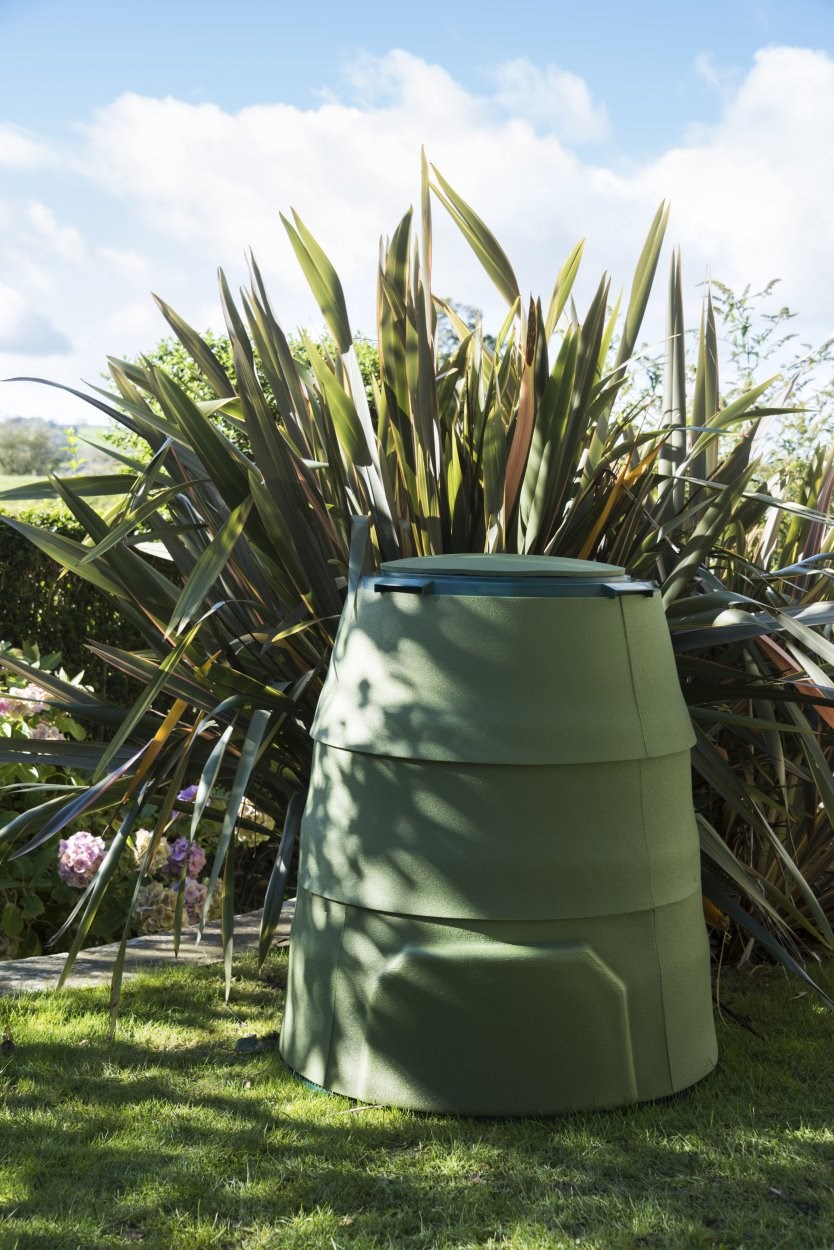 Green Johanna Compost Bin