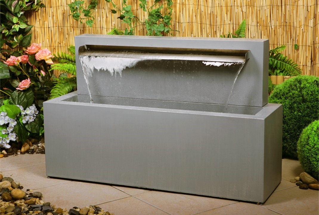 Blade Fountain Stainless Steel Water Feature | Indoor/Outdoor Use | Ambienté