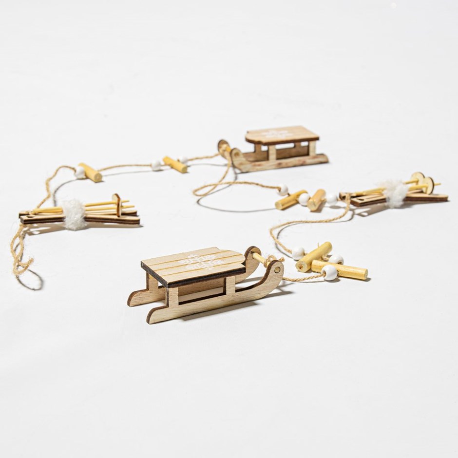 Charming Christmas Wooden Sleigh And Ski Garland
