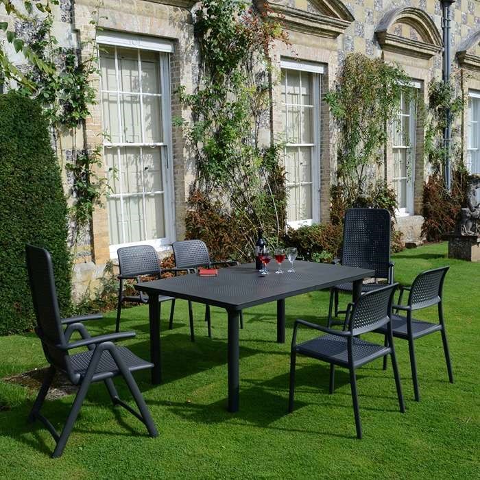 Libeccio Dining Table With Darsena & Bora Chairs Set