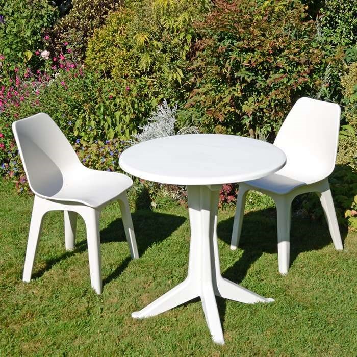 White Levante Dining Table With 2 Eolo Chairs