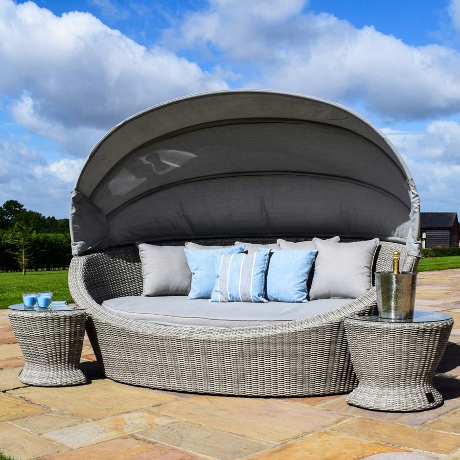 Oxford Garden Hooded Rattan Daybed and Side Tables in Light Grey