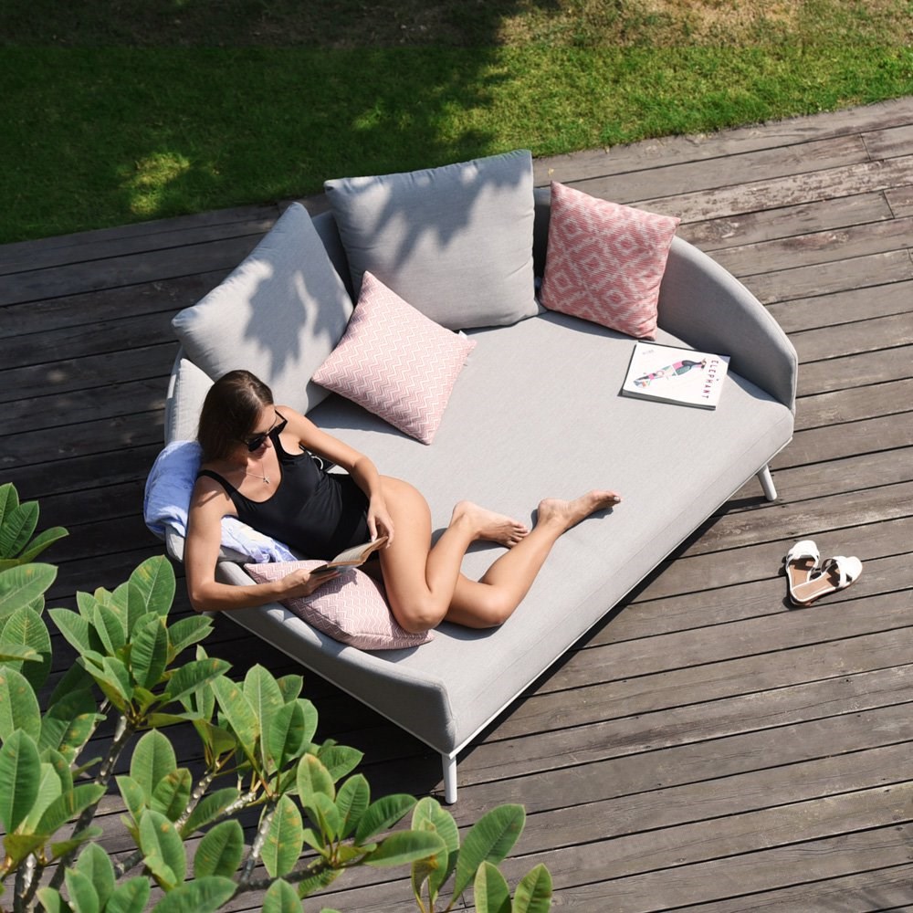 Ark Garden Rattan Daybed in Lead Chine