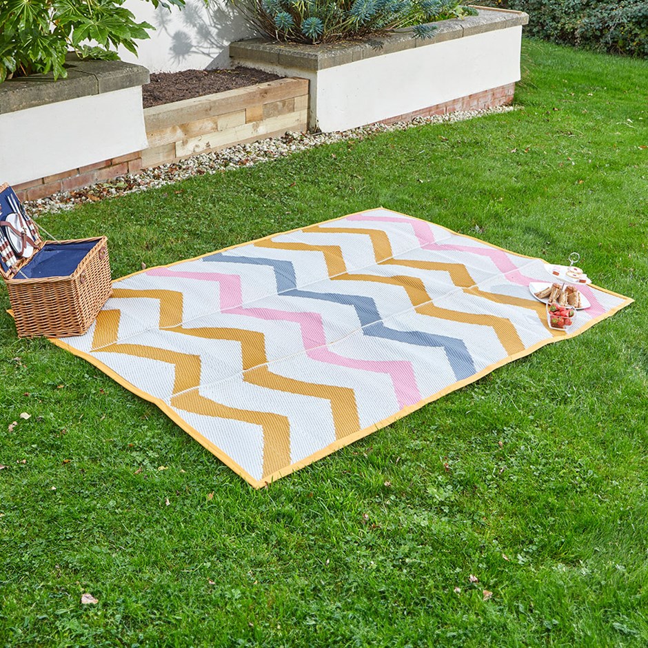 Alfresco Picnic Rug - Zig Zag - Party - 150 x 210cm by Smart Garden