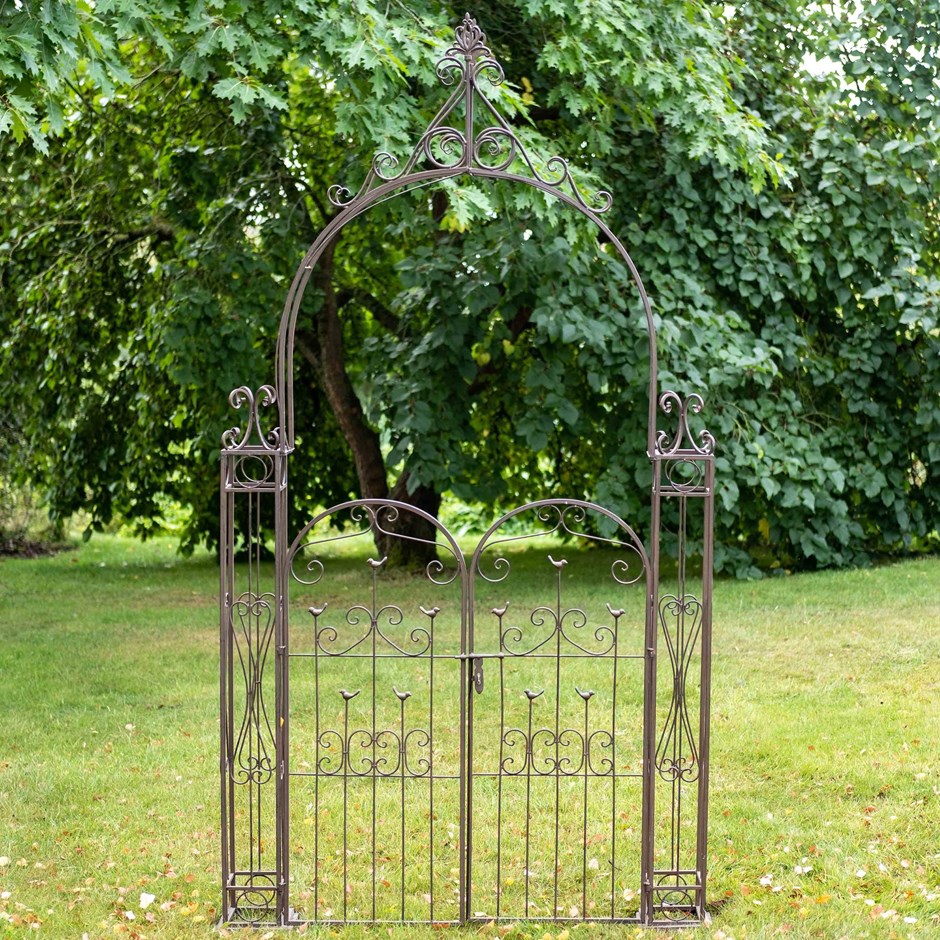 Woodland Gates With Arch In Rust