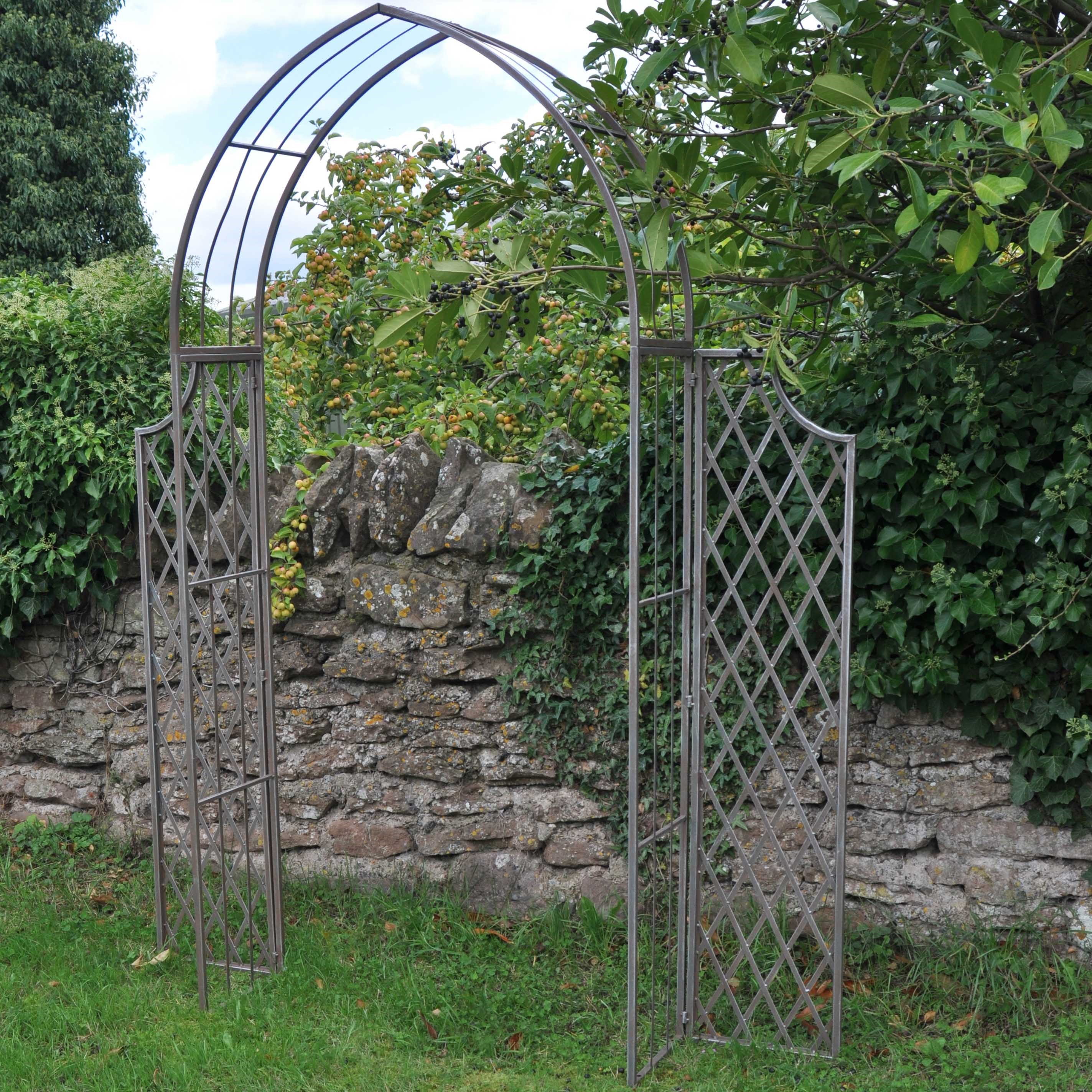 Lattice Arch With Side Panels In Antique Green Rust