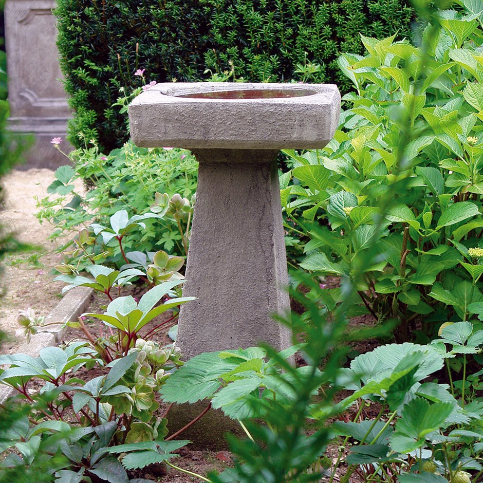 Simple Stone Bird Bath