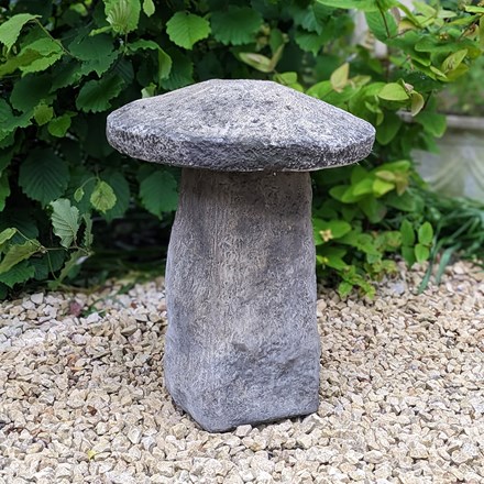Garden Ornament | Staddlestone Garden Ornament