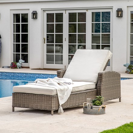 Sunlounger | Sovera Sunlounger