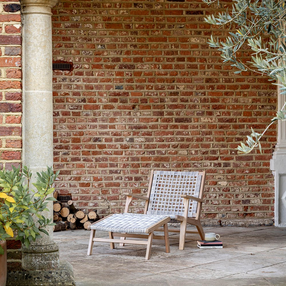 Lounge Chair | Vatalos Lounge Chair with Footstool